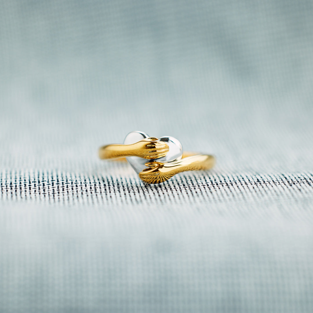 Feel My Love Hug Heart Ring