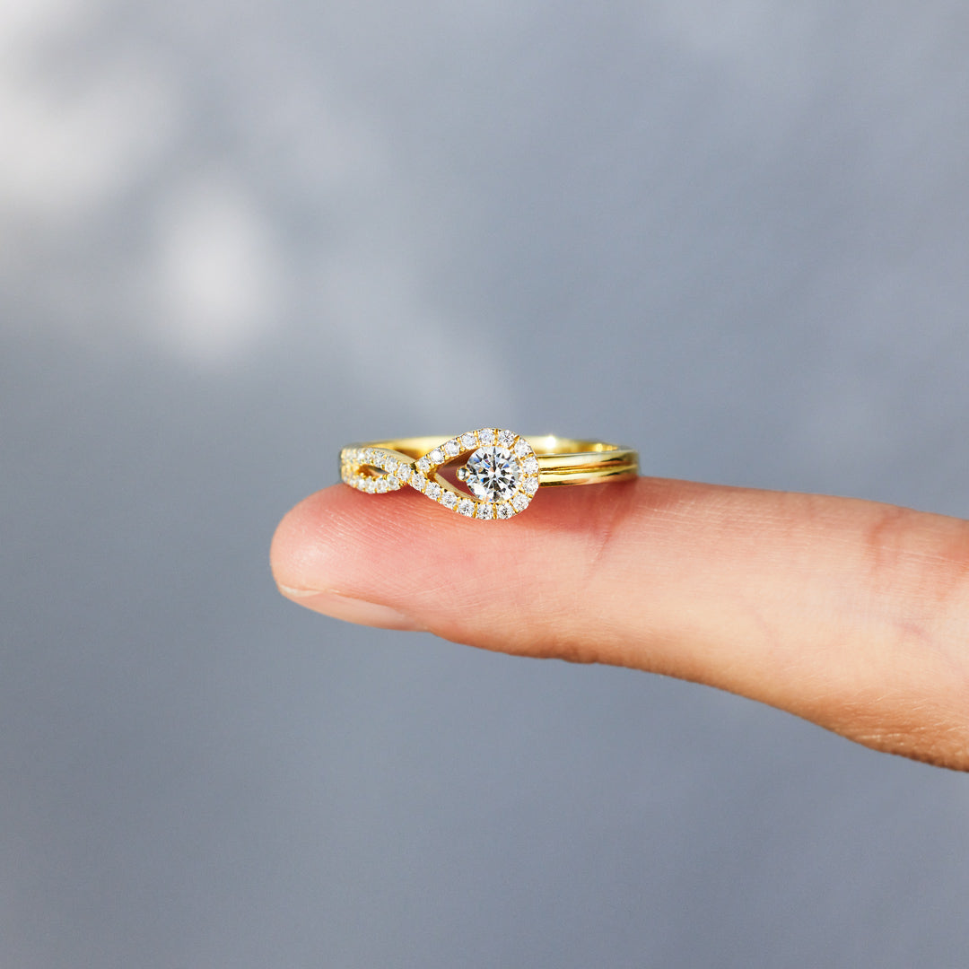 Mother & Daughter Love Knot Ring