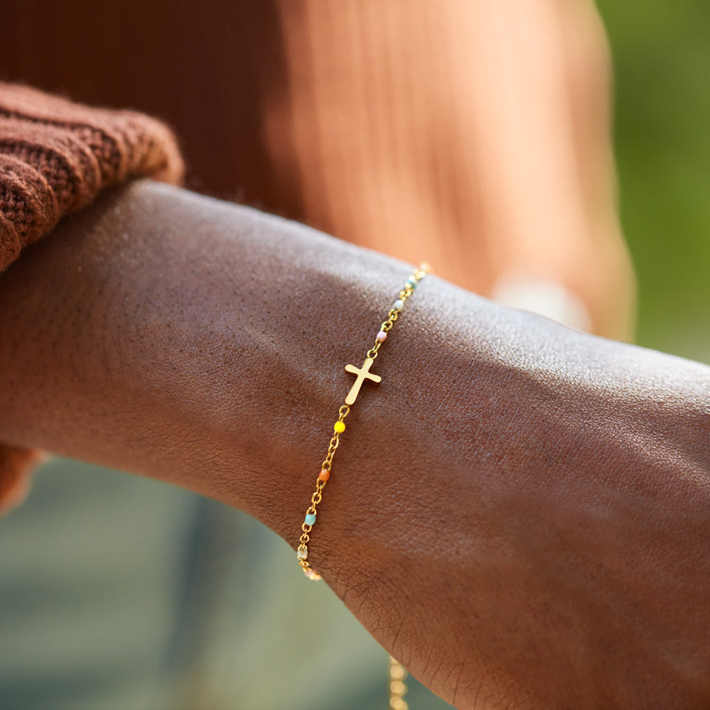 Friends Are God's Way Of Taking Care Of Us Cross Bracelet