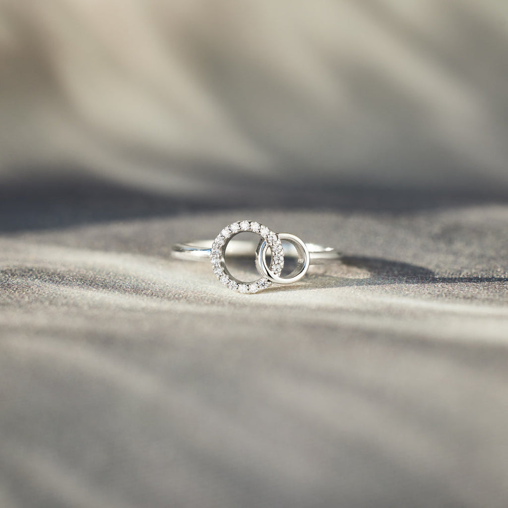Forever Linked Forever Loved Linked Circle Ring
