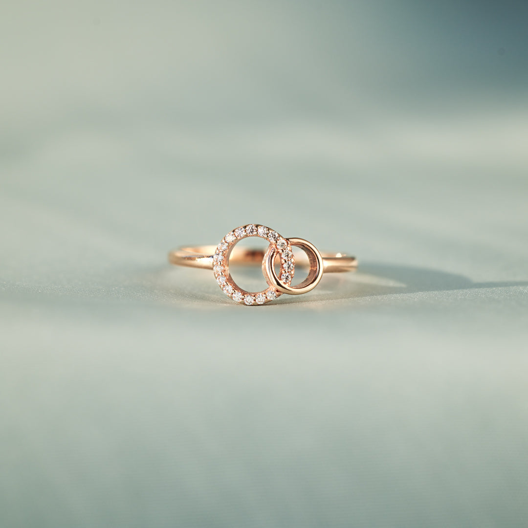 Forever Linked Forever Loved Linked Circle Ring