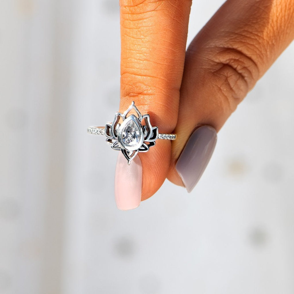 Same Girl Same Name Lotus Ring S925