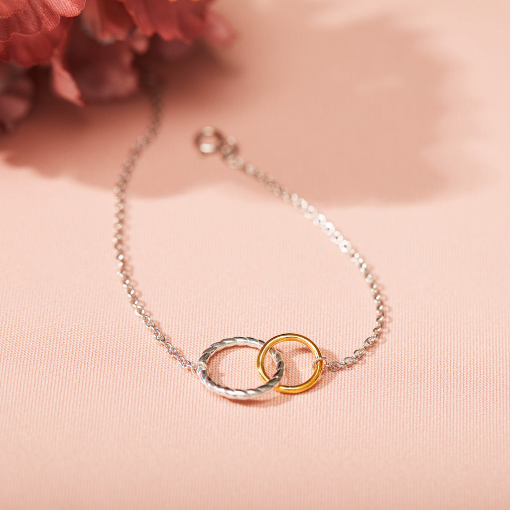 Girl Gang 2-6 Circles Bracelet