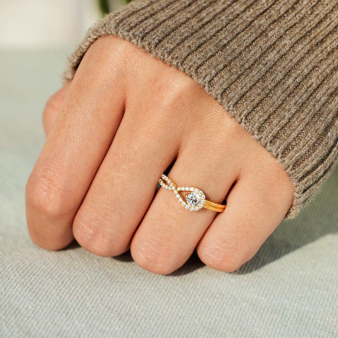 Mother & Daughter Love Knot Ring