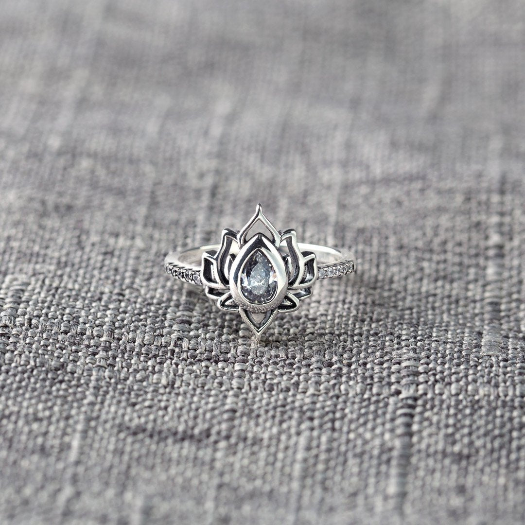 From Mom To Daughter No Mud No Lotus Ring