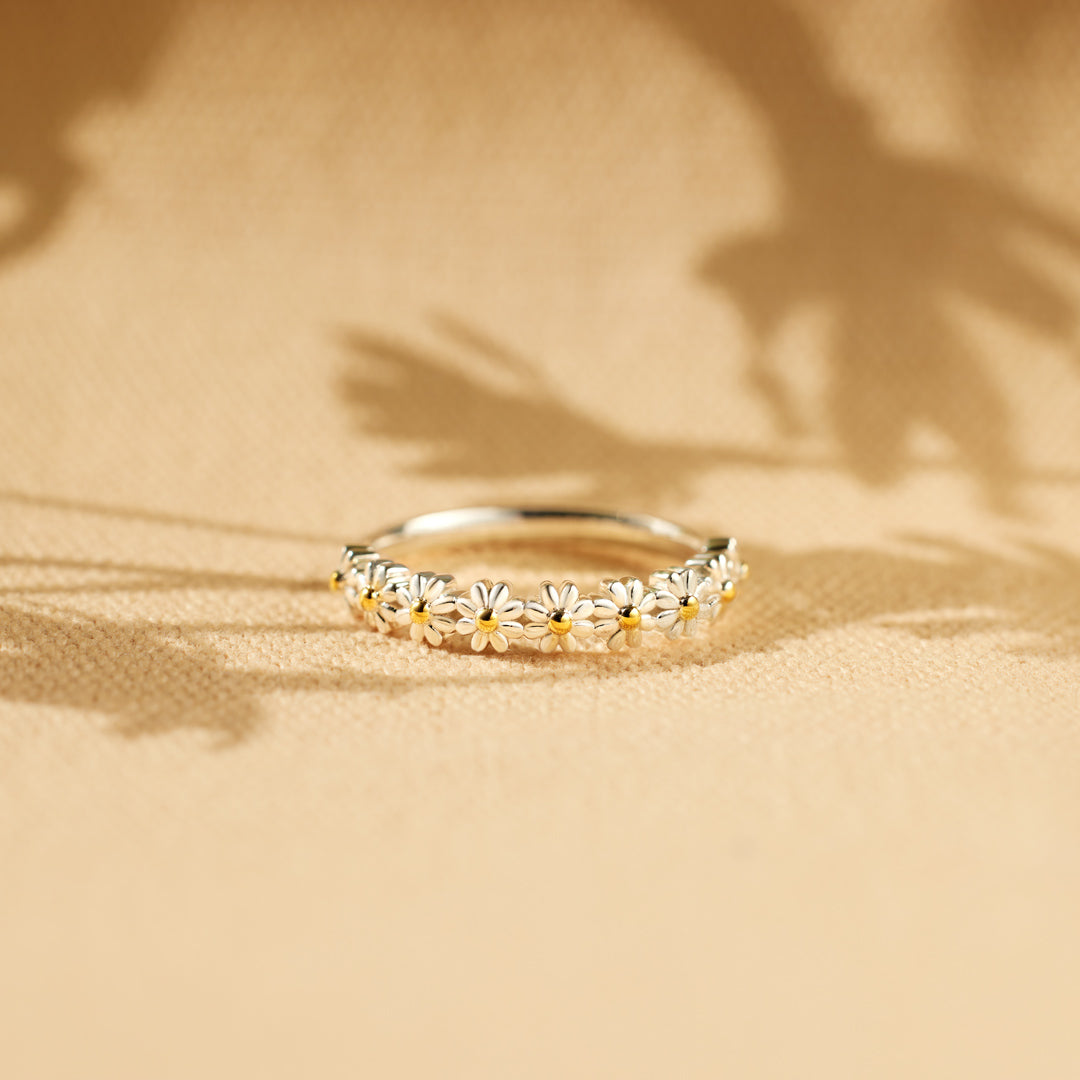 I Think About You Every Daisy Ring-Love From Mom