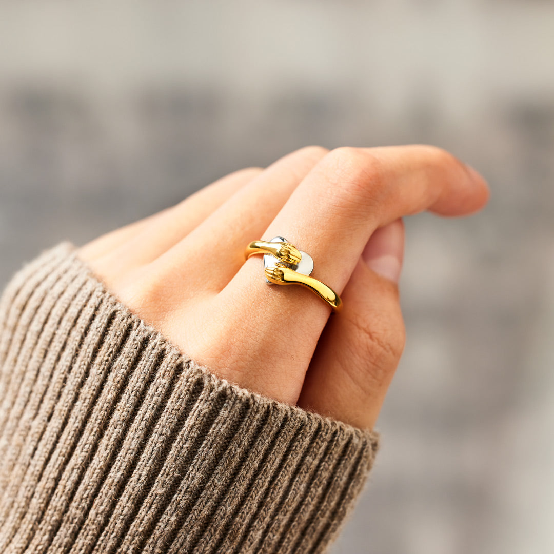 Feel My Love Hug Heart Ring
