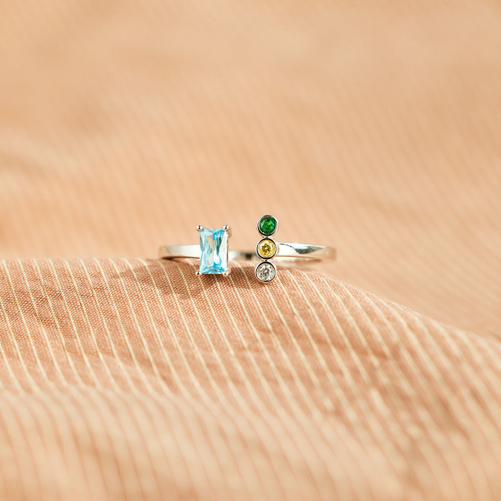 Mom And 1-5 Kids Birthstone Ring