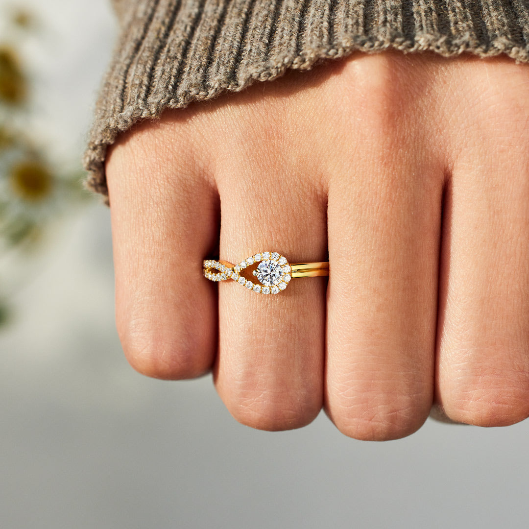 Mother & Daughter Love Knot Ring