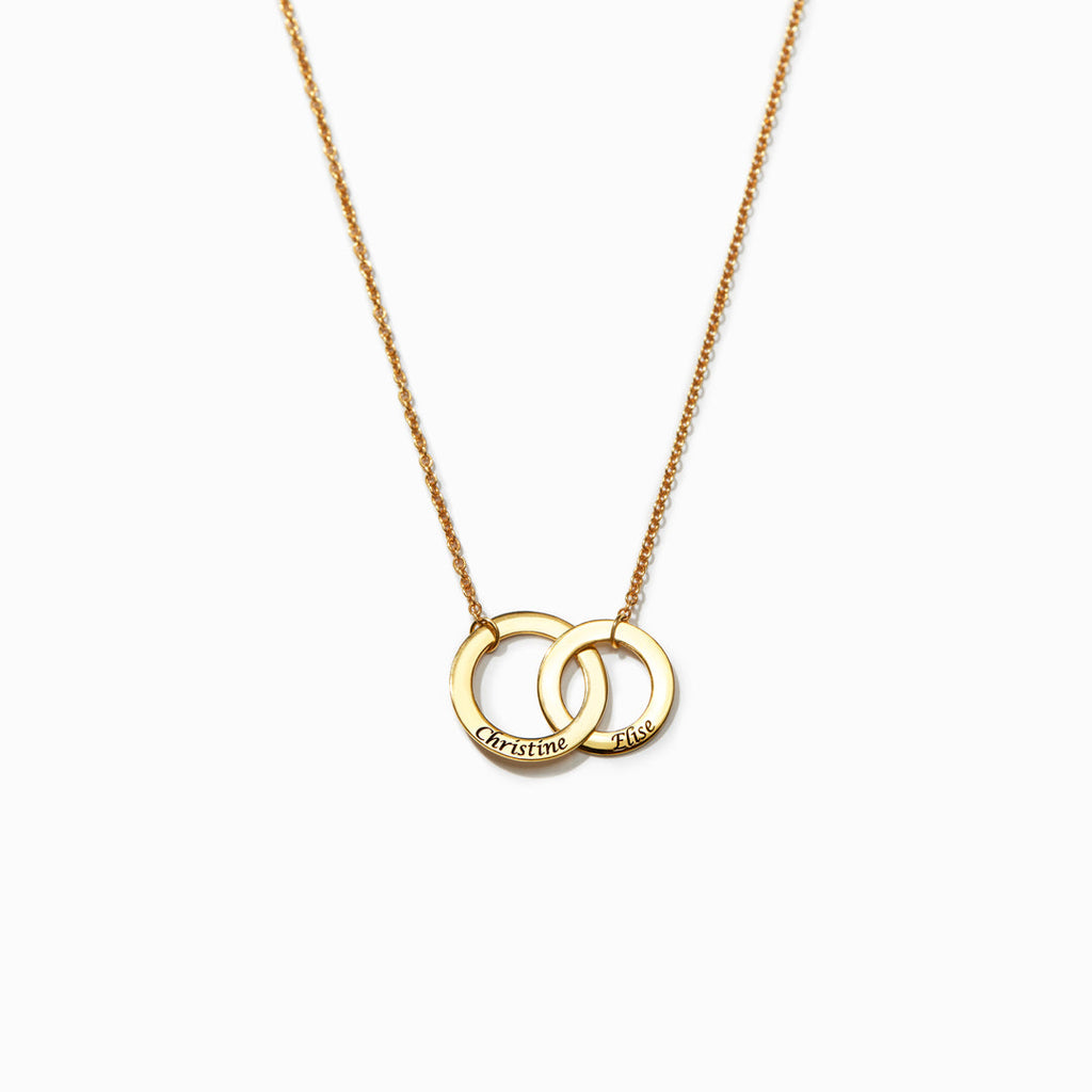 Engraved Names Interlocking Necklace