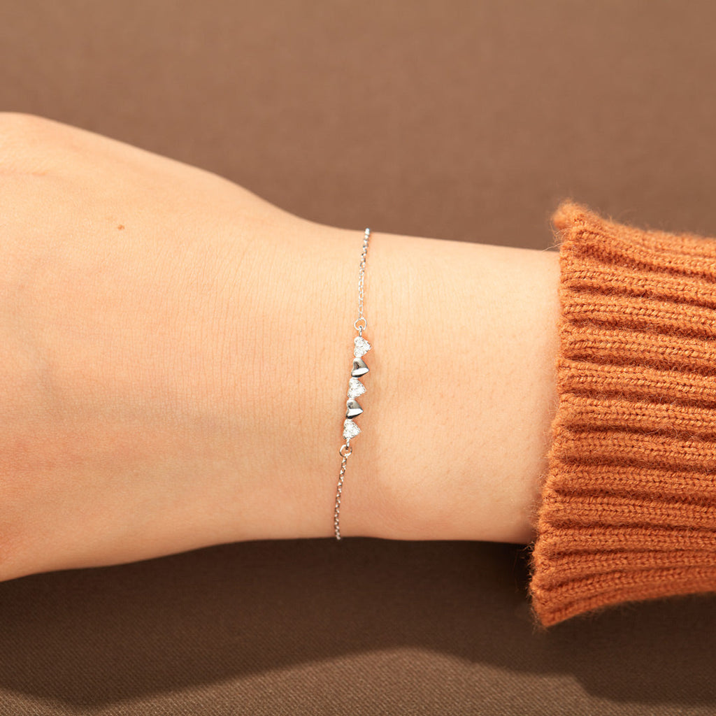 True Friends Will Never Part Tiny Hearts Bracelet