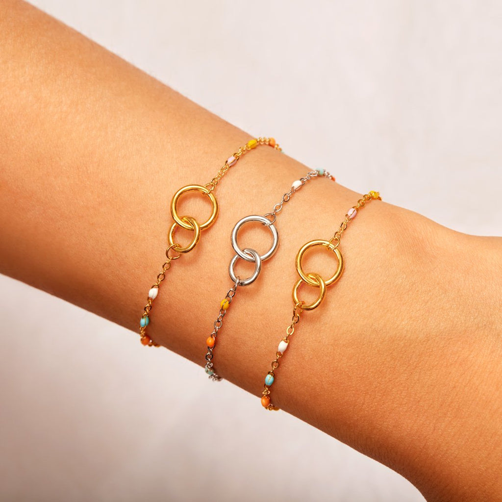 The Love Between Aunt & Niece Is Forever Interlocking Bracelet