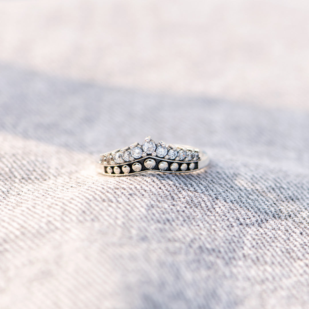 Mom&Nana Antique Crown Ring