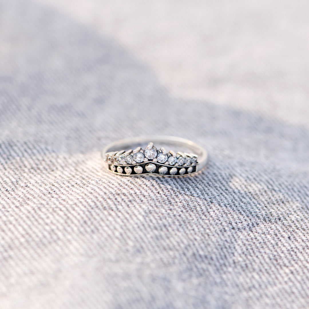 Mom&Nana Antique Crown Ring