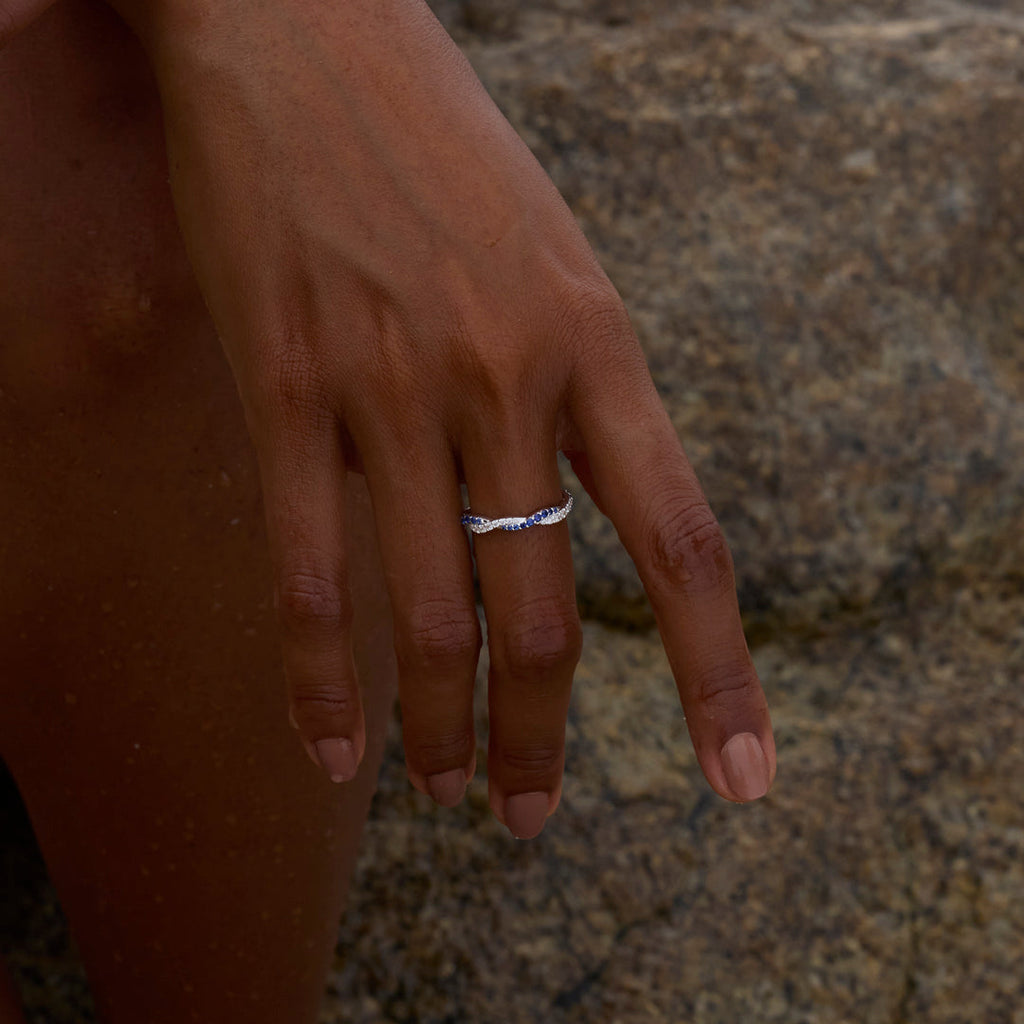 Best B♥tches Dual Interwoven Ring Set