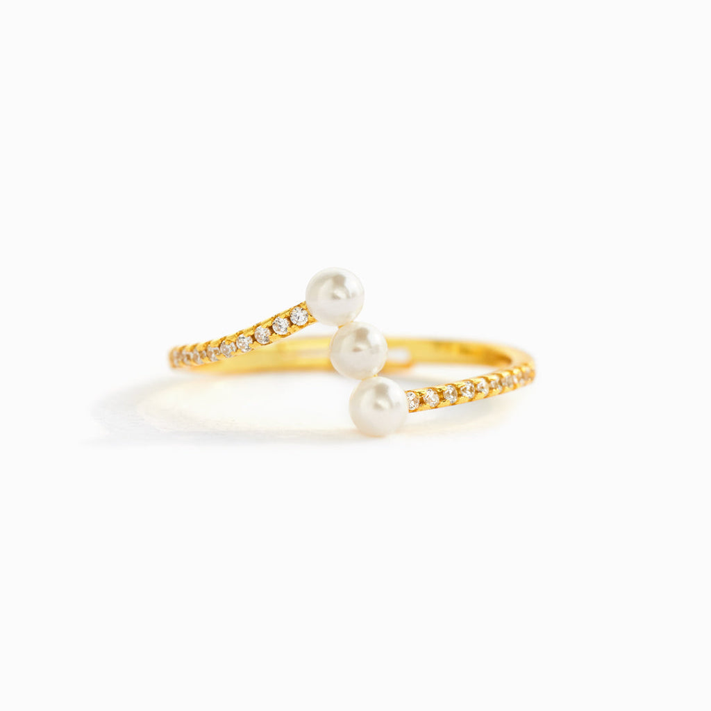 Past Present Future Triple Pearl Ring